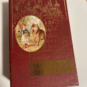 red riding hood -story book pallet